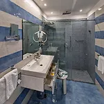 Boutique Helios (adults Only)