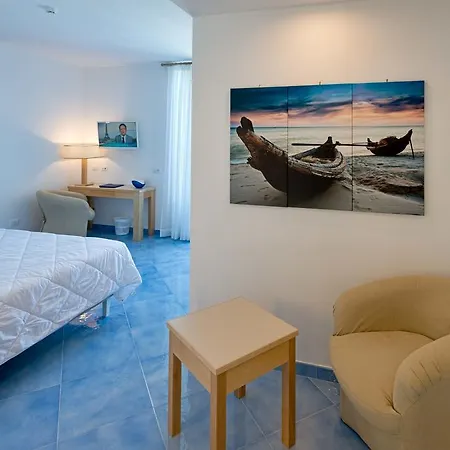 Boutique Helios (adults Only) Готель