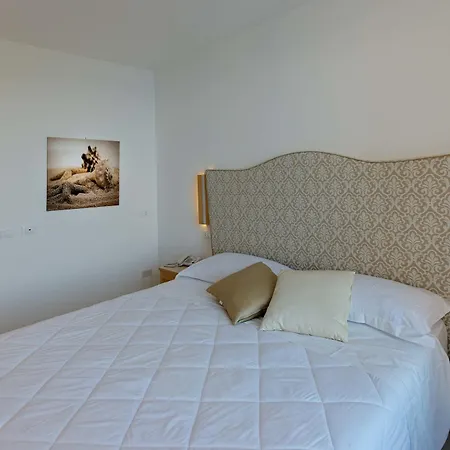Hotel Boutique Helios (adults Only)