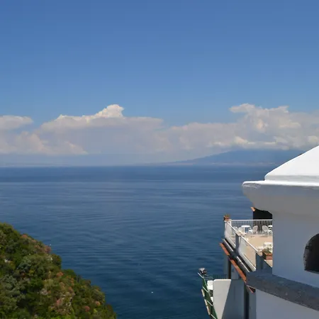 Boutique Helios (adults Only) Otel 4*