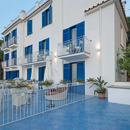 Boutique Helios (adults Only) Сорренто