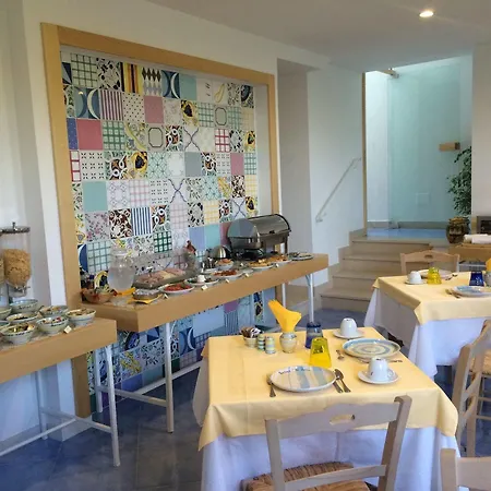 Boutique Helios (adults Only) Szálloda Sorrento