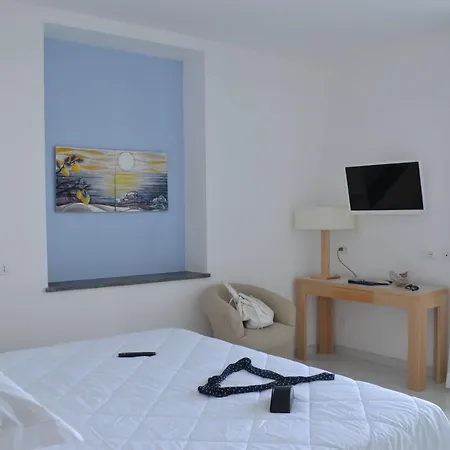 Otel Boutique Helios (adults Only)