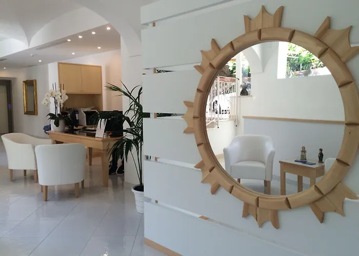 Отель Boutique Helios (adults Only) Сорренто