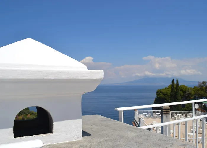 Boutique Helios (adults Only) Сорренто