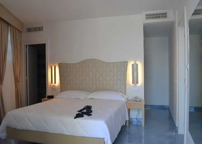 Boutique Helios (adults Only) 4*