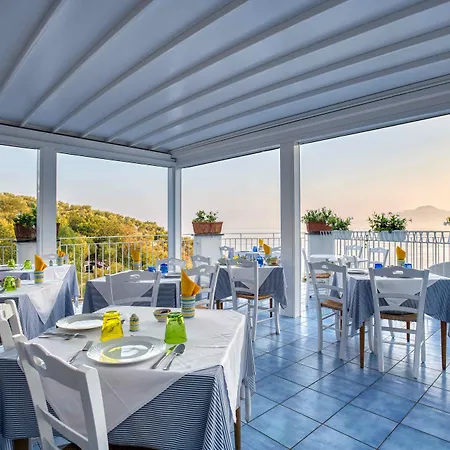 Boutique Helios (adults Only) Otel Sorrento