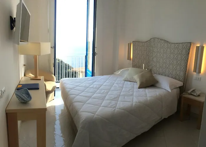 Boutique Helios 4* Sorrente